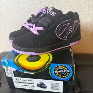 Heelys Black and Purple Skate Shoes Youth 4/Women’s 5 New